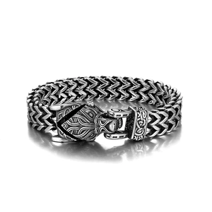 Nordic Viking double-row wolf head stainless steel bracelet with vintage punk chain design