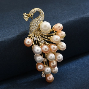 Elegant Copper Phoenix Brooch With Freshwater Pearl Rhinestone High End Scarf Clip Coat Accessory For Women Jewelry Gift