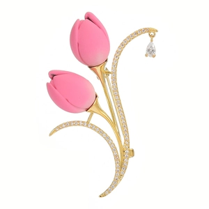 Broche tulipe rose élégante avec feuilles dorées et cristaux zircon pour costume
