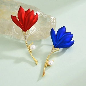 Elegant Tulip Flower Brooch For Women Copper Zirconia Shell Artificial Pearl Pin Luxury Floral Corsage For Wedding Party Accessories