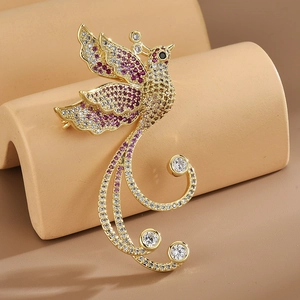 Elegant Golden Phoenix Brooch For Women Copper Zirconia Inlaid High-End Animal Corsage Pin Vintage Fashion Accessory For Banquet Wedding