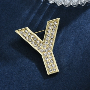 Broche élégante en forme de Y dorée avec cristaux brillants pour hommes et femmes