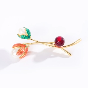 Eleganter Gold-Tulpen-Brosche mit Naturperlen und bunten Emaille-Beeren für Damen