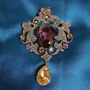 Spilla a Fiore in Lega Vintage Zirconia Viola per Donna Spilla di Lusso con Ciondolo a Goccia d'Acqua Cava Gioielli di Moda