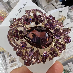 Elegant purple teardrop crystal brooch in vintage gold flower design for women