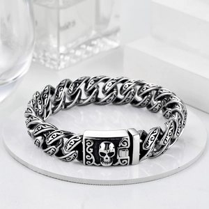 Vintage Punk Totenkopf 304 Edelstahl Graviertes Schweres Gliederkettenarmband Gotischer Biker Stil Herren Schmuck