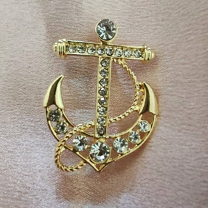 Nautical Anchor Brooch Pin For Men Women Vintage Zinc Alloy Rhinestone Pave Suit Coat Fashion Accessory Jewelry Gift