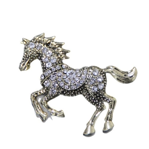 Elegant running horse brooch with silver alloy and sparkling rhinestones for suits