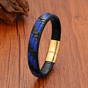 Bracciale da Uomo Fatto a Mano in Acciaio Inossidabile con Corda in Pelle Multistrato Chiusura Magnetica Intrecciata Gioielli Casual