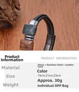 Dettaglio del bracciale da uomo in pelle nera intrecciata con pietra occhio di tigre naturale