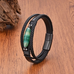 Bracelet multicouche en cuir pour hommes avec pierre d'agate verte et fermoir noir