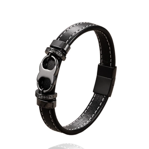 Bracelet classique en cuir tressé noir pour homme avec fermoir magnétique et surpiqûres
