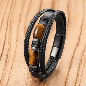 Bracciale multistrato da uomo in pelle nera intrecciata con occhio di tigre e chiusura