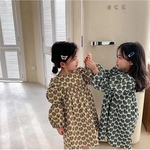 Robes fleuries pour bébé fille avec manches bouffantes vintage en moutarde et vert foncé