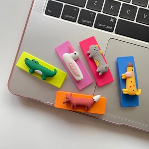 Lot de 5 clips colorés en silicone avec animaux mignons sur ordinateur portable