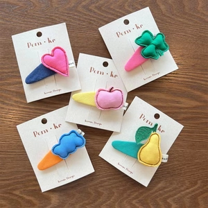 Lot de barrettes brodées à la main avec motifs fruits et nuages pour filles sur bois