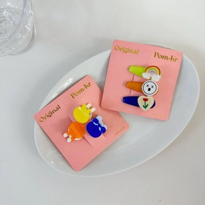 Set of 6 cute colorful cartoon resin hair clips for girls featuring rainbow and flower designs