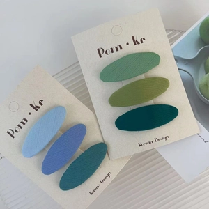 Minimalist fabric oval BB clips for girls with blue and green gradient color schemes