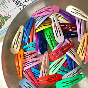 5cm colorful lacquered metal BB hair clips for children in a vibrant assortment