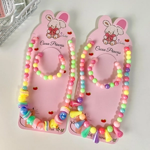 Set collana e bracciale di perline colorate per bambini con confezione a coniglietto