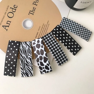 6-piece minimalist hair clips set with plaid leopard and heart patterns for women