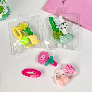 Niedliches Cartoon Haarklammern-Set für Mädchen mit Tulpen und Fröschen im Geschenkbeutel