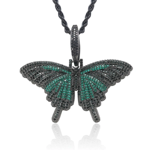 Hip-Hop Schmetterling Anhänger Halskette mit schwarzen und grünen Steinen an Kordelkette