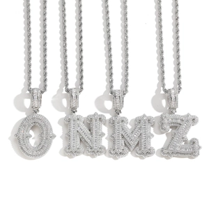 Colliers hip hop avec pendentifs lettres O N M Z pavés de diamants et chaîne corde