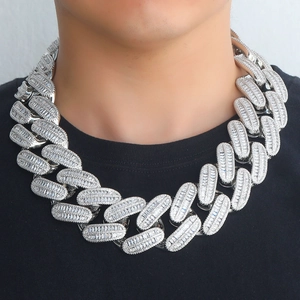 Κολιέ Cuban Link 40mm με τετράγωνα ζιργκόν και χρυσή επίστρωση σε hip hop στυλ για άνδρες