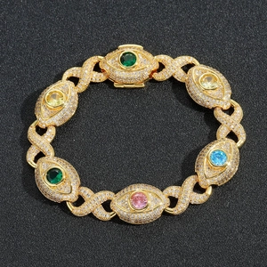 Bracelet 14mm en or avec œil du mal et symboles infini sertis de zircons multicolores