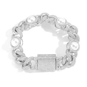 Bracelet Cuban Link 15mm argenté avec cristaux sertis et grandes perles blanches
