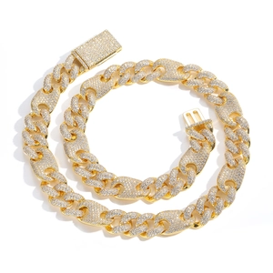 Hip-hop style 15mm golden Cuban link necklace encrusted with shimmering cubic zirconia