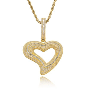 Collier hip hop plaqué or avec pendentif coeur irrégulier serti de zircons cubiques