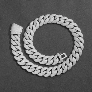 Ασημένια αλυσίδα Cuban Link 22mm με λαμπερά κρύσταλλα pavé και κούμπωμα hip-hop