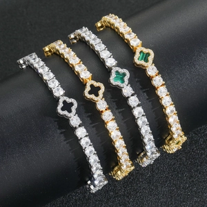 Braccialetti tennis a quadrifoglio scintillanti con pavé di zirconi in argento e oro