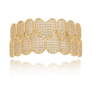 Goudkleurige hiphop tanden grillz met hartjes en micro-ingelegde zirkonia versiering