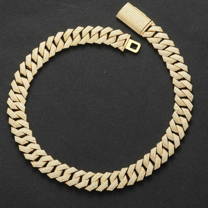 Λεπτομέρεια χρυσής αλυσίδας Hip Hop 18mm με ρομβοειδείς κρίκους διακοσμημένους με ζιργκόν