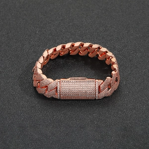 Hip-hop βραχιόλι Cuban link 18mm σε ροζ χρυσό με τέσσερις σειρές από ζιργκόν πέτρες