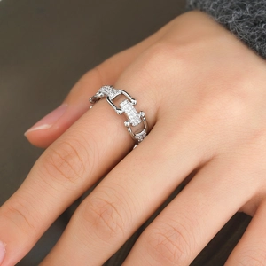 Luxury U-shaped horseshoe ring in silver with micro-paved zircons for a modern chic style