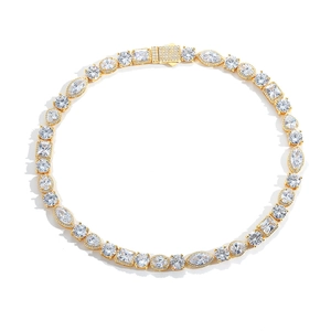 Collier tennis plaqué or de 10mm avec zircons cubiques en tailles marquise et cœur