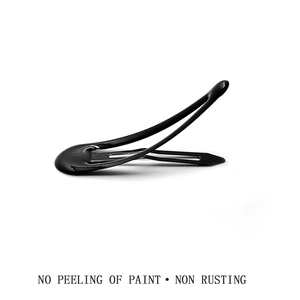 Simple black metal oval hair clip featuring a non-rusting and glossy paint finish