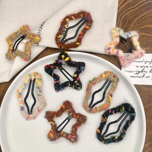 Barrettes à Cheveux en Fil de Laine Fait à la Main Forme Étoile Nuage Colorées Style Doux Dopamine pour Femmes