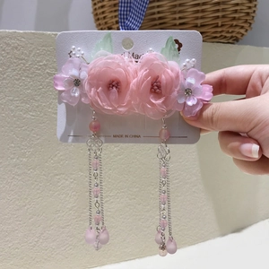 Pink floral Hanfu hair clip with long tassels and pearls for children's styling