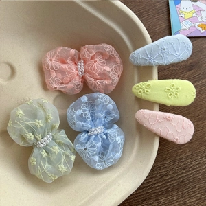 Set de 6 pinzas para el pelo con lazos de encaje y perlas para niñas colores pastel