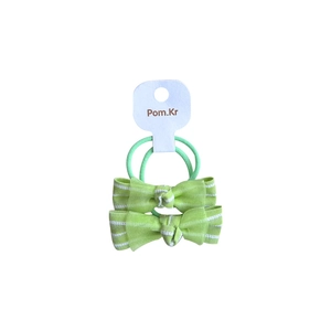 Paire de chouchous nœuds en dentelle vert clair pour filles avec motif rayé sur fond blanc
