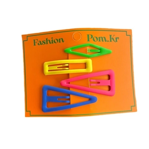 Fashionable geometric matte hair clips set in colorful triangle and square shapes