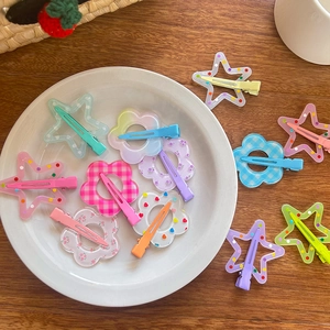 Lot de barrettes mignonnes en forme de fleurs et d'étoiles aux motifs de macaron
