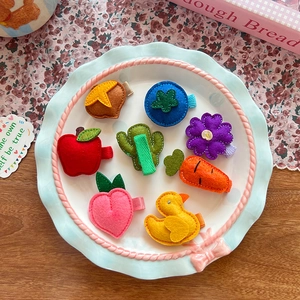 Lot de barrettes à cheveux en feutre fait main avec canard, fruits et fleurs pour filles