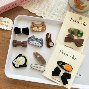 Barrettes à cheveux en feutre faites main avec ours, pingouin, chat et rubans
