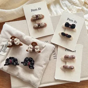 Barrettes à cheveux chics avec nœuds perles et motifs floraux aux tons vintage chauds